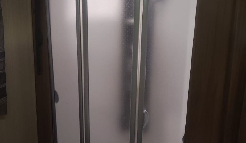 
								PILOTE AVENTURA 740 – PERFILADA CAMA ISLA POCOS KMS lleno									