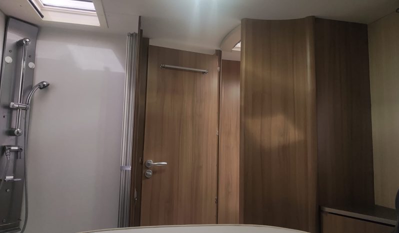 
								PILOTE AVENTURA 740 – PERFILADA CAMA ISLA POCOS KMS lleno									