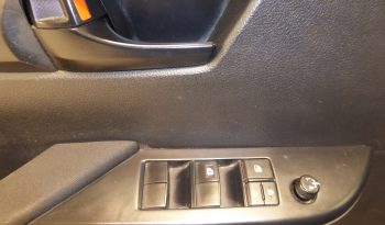 
									Toyota Hilux 2.4 D4D Cabina Doble GX caja cerrada lleno								