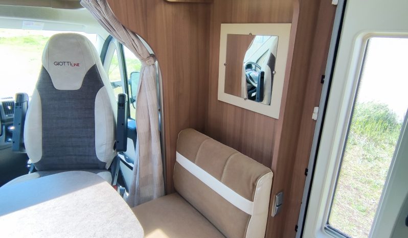 
								PILOTE AVENTURA 740 – PERFILADA CAMA ISLA POCOS KMS lleno									