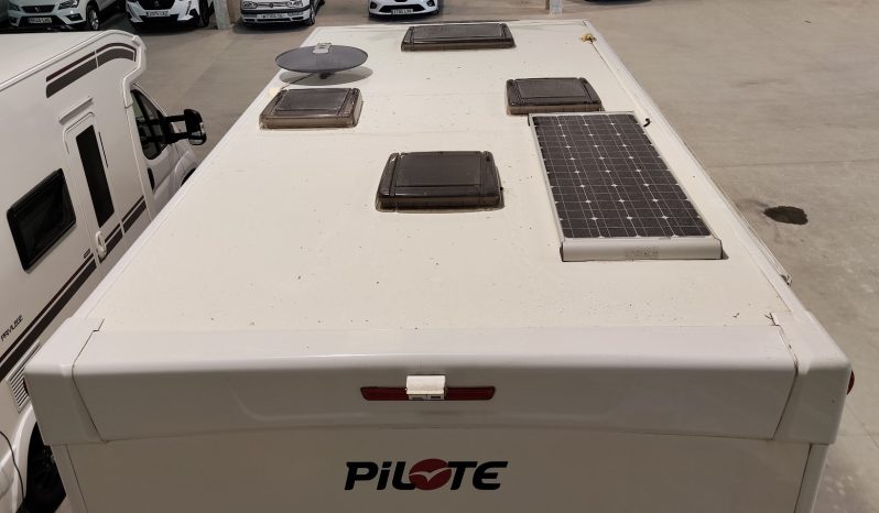 
								PILOTE AVENTURA 740 – PERFILADA CAMA ISLA POCOS KMS lleno									