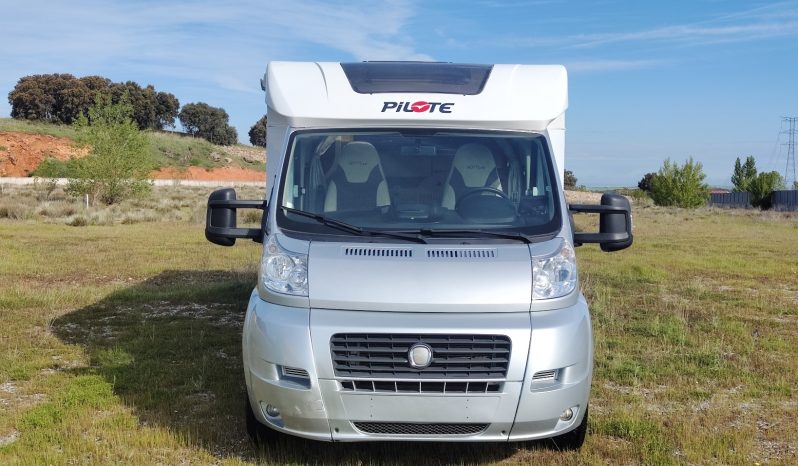 
								PILOTE AVENTURA 740 – PERFILADA CAMA ISLA POCOS KMS lleno									