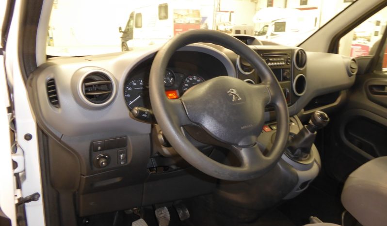 
								PEUGEOT Partner HDi 55KW 75CV lleno									