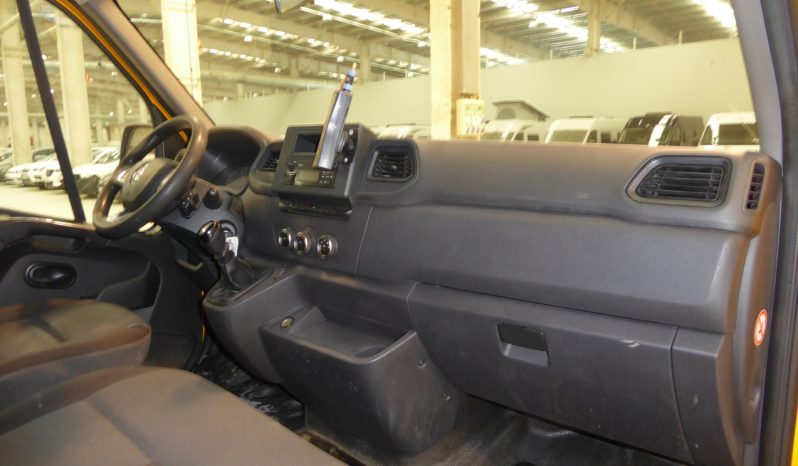 
								Renault Master Chasis L3 3500 150 cv doble cabina lleno									
