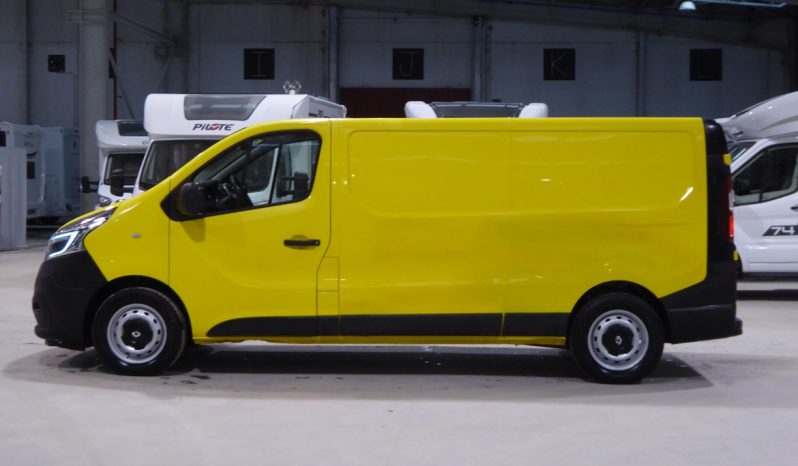 
								Renault Trafic Furgon 29 L2H1 Energy BluedCi 95 cv lleno									