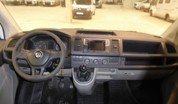 
									VOLKSWAGEN Transporter Kombi TN 2.0 TDI 150 CV lleno								