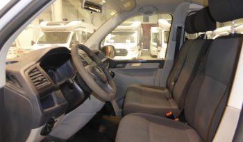 
									VOLKSWAGEN Transporter Kombi TN 2.0 TDI 150 CV lleno								