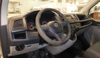 
									VOLKSWAGEN Transporter Kombi TN 2.0 TDI 150 CV lleno								