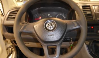 
									VOLKSWAGEN Transporter Kombi TN 2.0 TDI 150 CV lleno								
