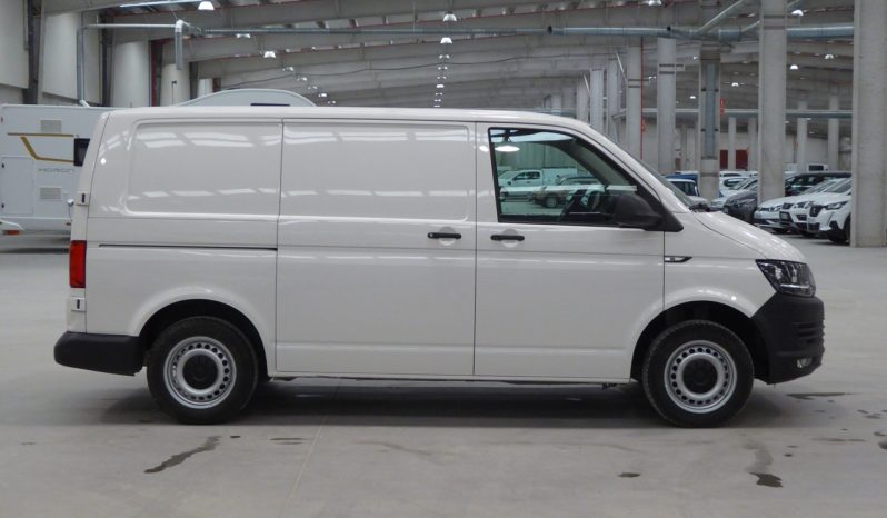 
								Volkswagen Transporter Furgon Corto TM 2.0 TDI 150CV, 4 motion lleno									