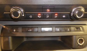 
									CITROEN JUMPY Talla M BlueHDi 100CV Confort lleno								