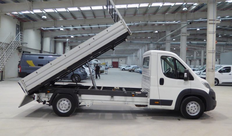 
								Citroen Jumper BlueHDi 130CV  35 Heavy L4 volquete trilateral lleno									