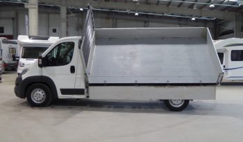 
									Citroen Jumper BlueHDi 130CV  35 Heavy L4 volquete trilateral lleno								