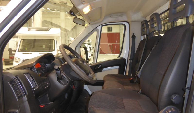 
								Citroen Jumper BlueHDi 130CV  35 Heavy L4 volquete trilateral lleno									