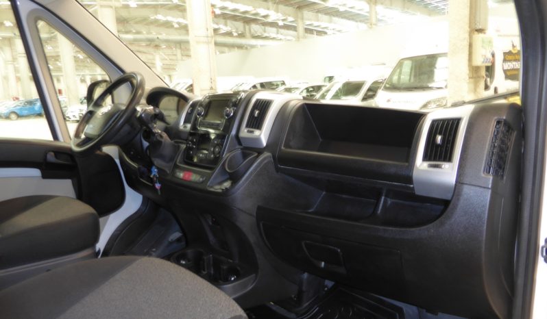 
								FIAT DUCATO 33 2.3 Multijet Furgon medio Alto 96kW lleno									