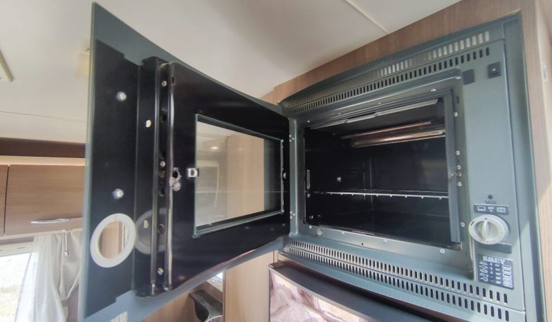
								CHAUSSON WELCOME 69 PERFILADA 5 PLAZAS CAMA FRANCESA lleno									