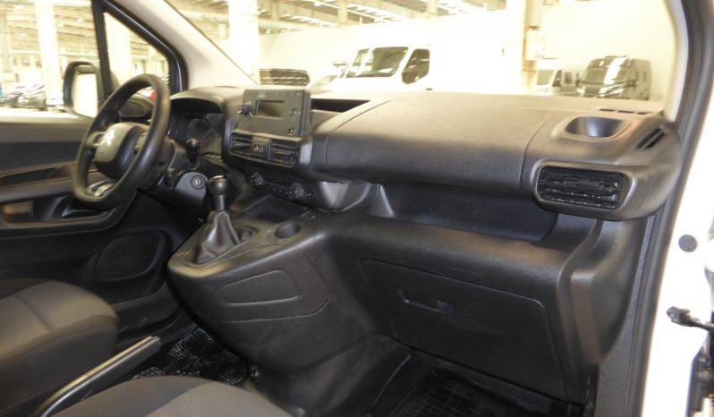
								CITROEN BERLINGO Talla M BlueHDi 75 CV CONTROL lleno									
