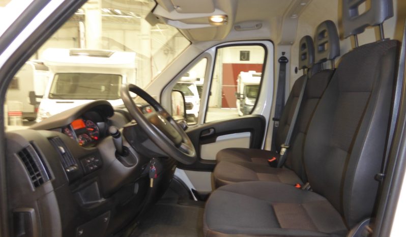 
								Citroen Jumper BlueHDi 130CV Furgon 35L3H3 lleno									