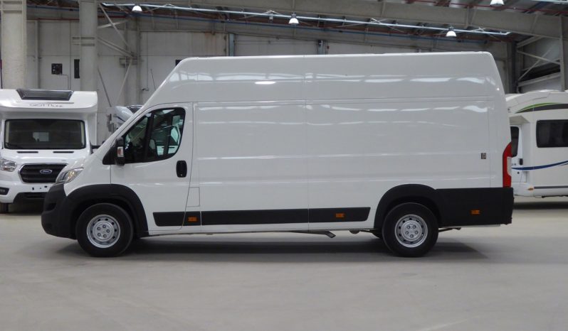 
								Citroen Jumper BlueHDi 130CV Furgon 35L3H3 lleno									