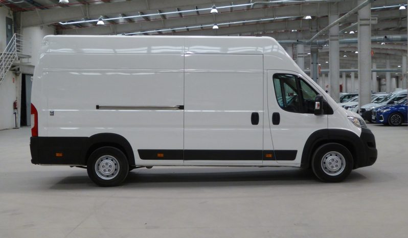 
								Citroen Jumper BlueHDi 130CV Furgon 35L3H3 lleno									