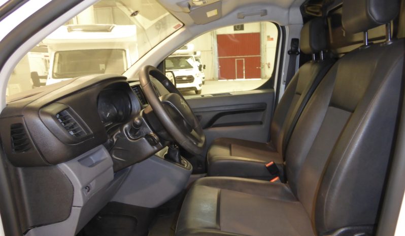 
								CITROEN JUMPY Talla M BlueHDi 100CV Confort lleno									