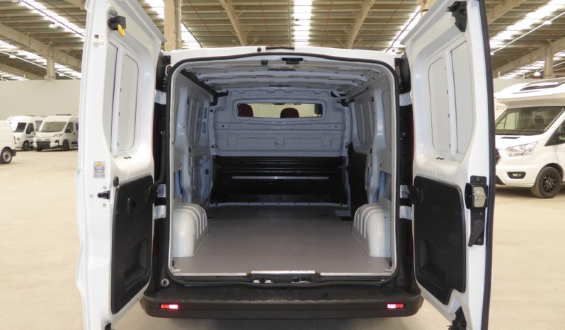 
								Fiat Talento 1.2 Base Largo 2.0 MJet 120CV lleno									