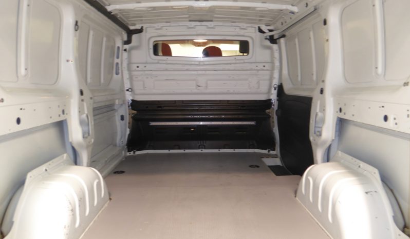 
								Fiat Talento 1.2 Base Largo 2.0 MJet 120CV lleno									