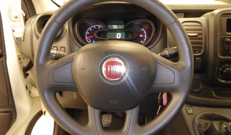 
								Fiat Talento 1.2 Base Largo 2.0 MJet 120CV lleno									