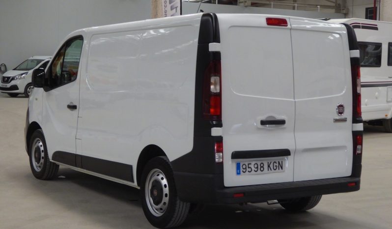 
								Fiat Talento 1.2 Base Largo 2.0 MJet 120CV lleno									