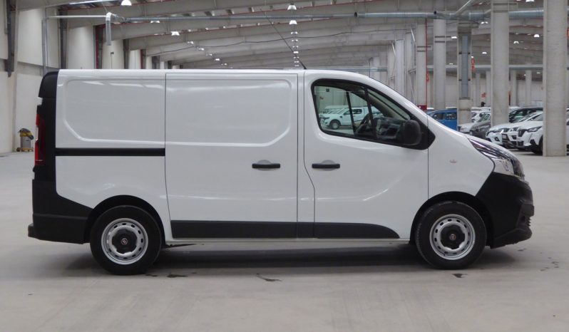 
								Fiat Talento 1.2 Base Largo 2.0 MJet 120CV lleno									
