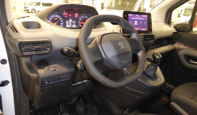 
								Peugeot Rifter Active Long BlueHDi 100CV lleno									