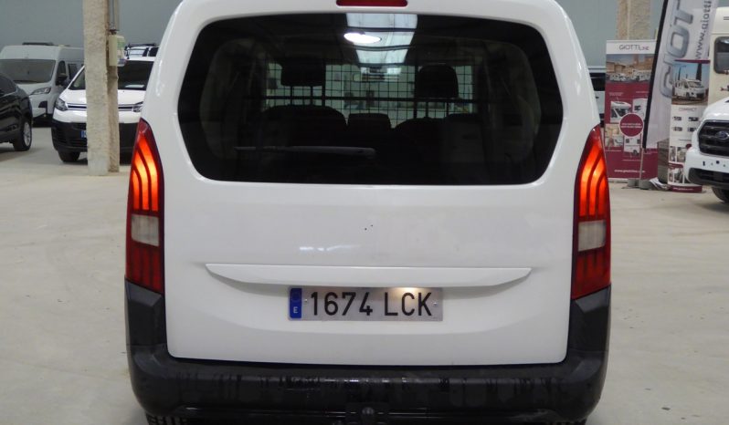 
								Peugeot Rifter Active Long BlueHDi 100CV lleno									
