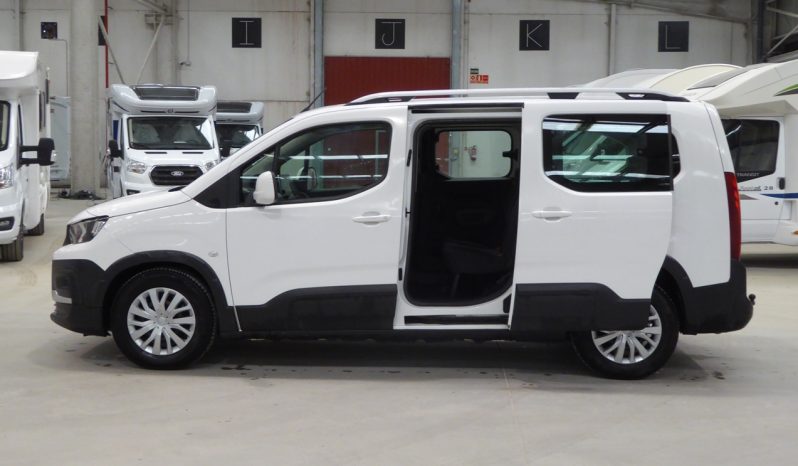 
								Peugeot Rifter Active Long BlueHDi 100CV lleno									