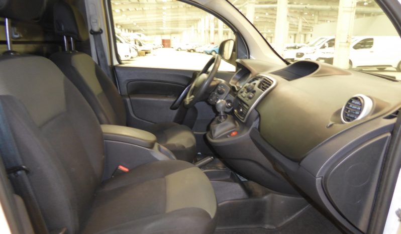 
								RENAULT Kangoo Furgon Profesional dCi 80CV Euro 6 lleno									
