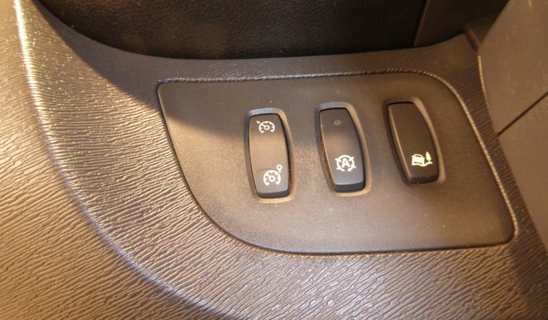 
								RENAULT Kangoo Furgon Profesional dCi 80CV Euro 6 lleno									
