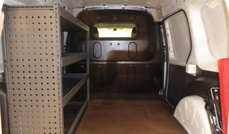 
								RENAULT Kangoo Furgon Profesional dCi 80CV Euro 6 lleno									