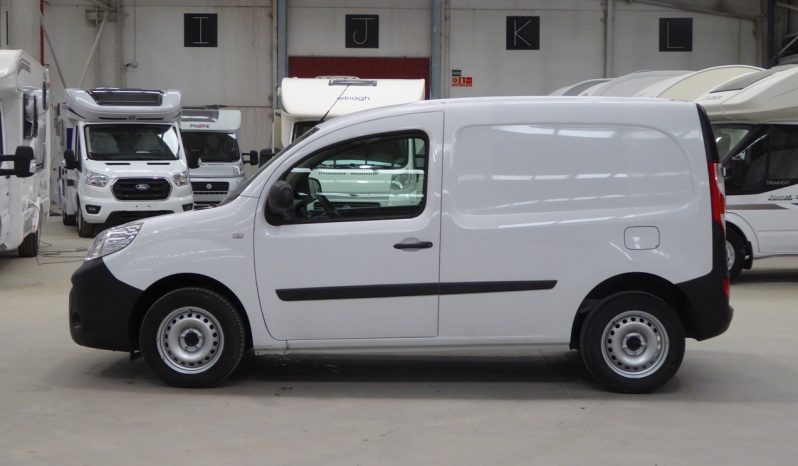 
								RENAULT Kangoo Furgon Profesional dCi 80CV Euro 6 lleno									