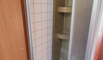 
									ELNAGH T-LOFT 58 PERFILADA 4P. CAMA ISLA poquisimos kms lleno								