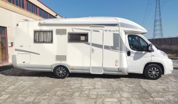
									ELNAGH T-LOFT 58 PERFILADA 4P. CAMA ISLA poquisimos kms lleno								