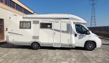 
									ELNAGH T-LOFT 58 PERFILADA 4P. CAMA ISLA poquisimos kms lleno								