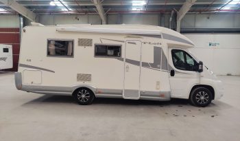 
									ELNAGH T-LOFT 58 PERFILADA 4P. CAMA ISLA poquisimos kms lleno								