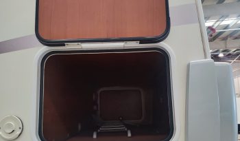 
									ELNAGH T-LOFT 58 PERFILADA 4P. CAMA ISLA poquisimos kms lleno								