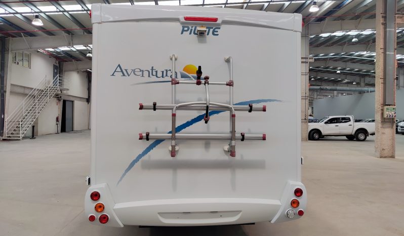 
								PILOTE AVENTURA P690L – CAMA TRANSVERSAL, MALETERO GRANDE lleno									