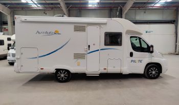 
									PILOTE AVENTURA P690L – CAMA TRANSVERSAL, MALETERO GRANDE lleno								