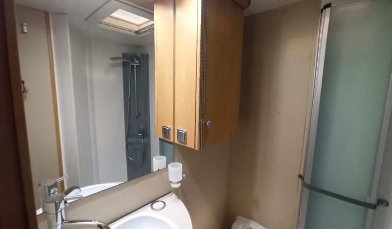 
								PILOTE AVENTURA P690L – CAMA TRANSVERSAL, MALETERO GRANDE lleno									