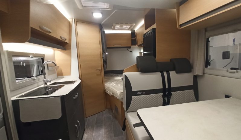 
								GIOTTILINE SIENA 330 NUEVA ENTREGA INMEDIATA lleno									