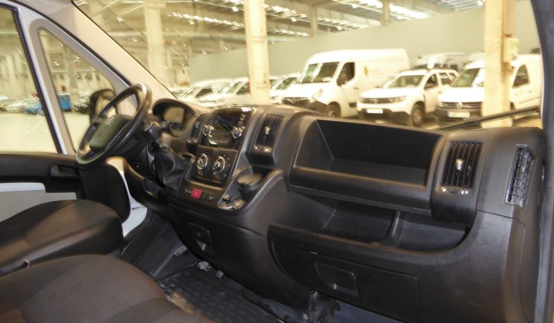 
								Citroen Jumper BlueHDi 130CV Furgon 35L4H3 lleno									