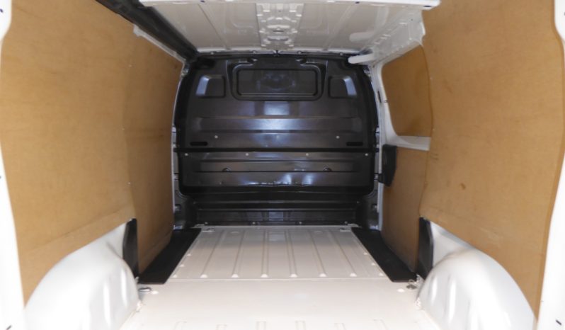 
								CITROEN JUMPY Talla M BlueHDi 100CV Confort lleno									