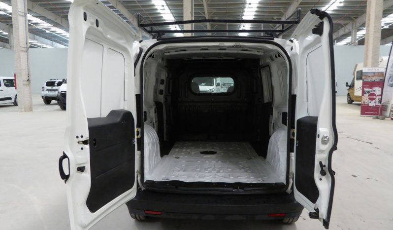 
								Fiat doblo Base Maxi 95CV L2 lleno									