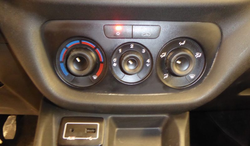 
								Fiat Doblo 1.6 Mjet 105 CV maxi L2 lleno									